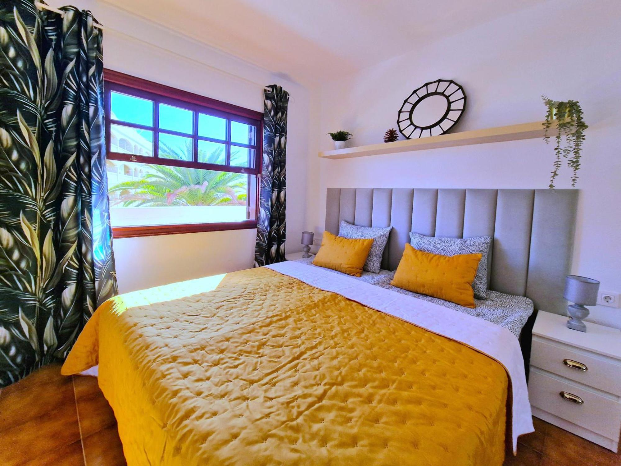 Strelitzia Apartment - Ocean View & Heated Pool ซานมิเกลเดียโบนา ภายนอก รูปภาพ